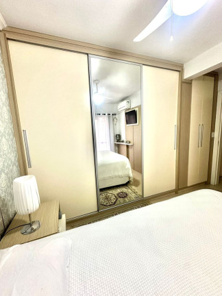 Imagem Imóvel com 2 Quartos à Venda, 65 m² em Petrópolis - Porto Alegre