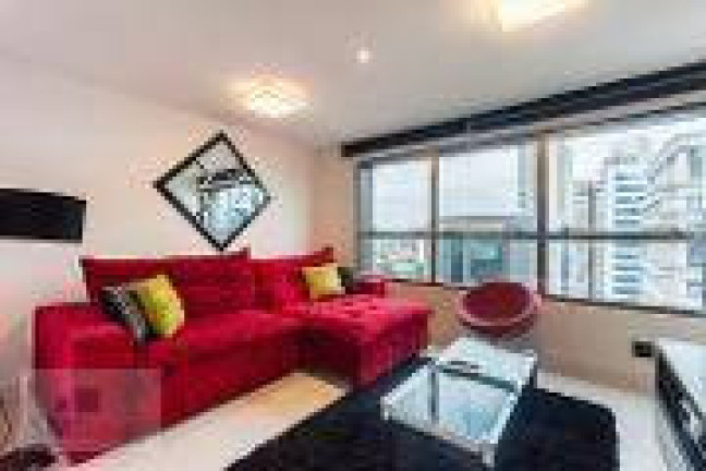 Apartamento com 2 Quartos para Alugar, 70 m² em Cidade Monções - São Paulo