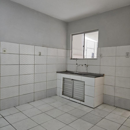 Imagem Casa com 2 Quartos para Alugar, 75 m² em Sacramenta - Belém