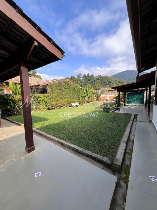 Imagem Casa com 7 Quartos à Venda, 200 m² em Enseada - Ubatuba Imagem Casa com 7 Quartos à Venda, 200 m² em Enseada - Ubatuba