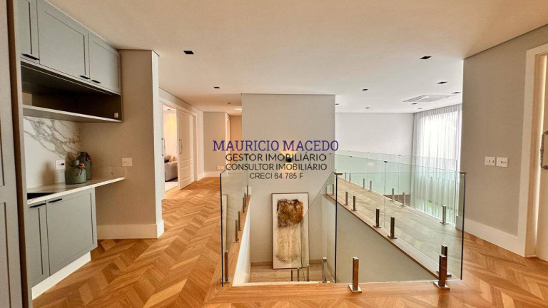 Imagem Casa com 4 Quartos à Venda, 730 m² em Alphaville - Santana De Parnaíba Imagem Casa com 4 Quartos à Venda, 730 m² em Alphaville - Santana De Parnaíba