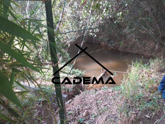 Imagem Chácara com 4 Quartos à Venda, 92 m² em Area Rural - São Gonçalo Do Sapucaí