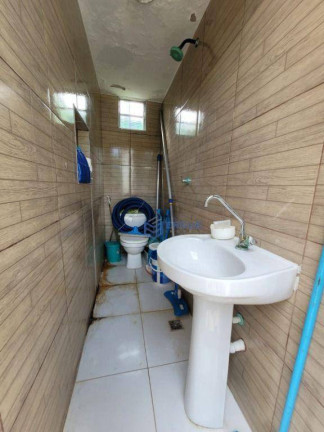 Imagem Casa com 4 Quartos à Venda, 165 m² em Itaperi - Fortaleza Imagem Casa com 4 Quartos à Venda, 165 m² em Itaperi - Fortaleza