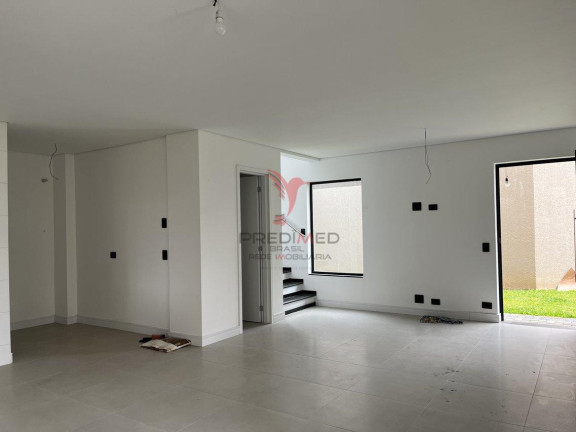 Imagem Casa com 3 Quartos à Venda, 182 m² em Maria Antonieta - Pinhais Imagem Casa com 3 Quartos à Venda, 182 m² em Maria Antonieta - Pinhais