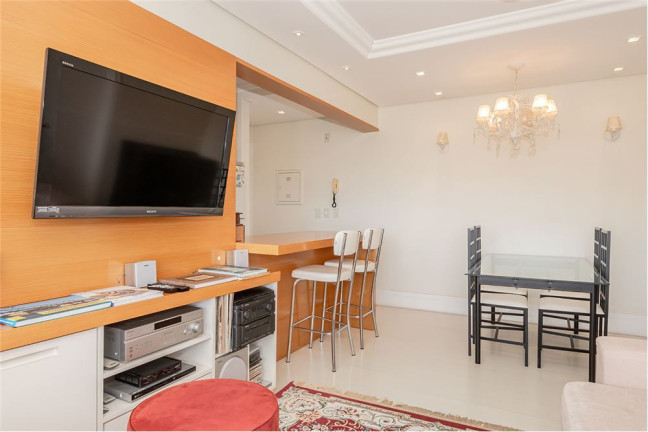 Imagem Apartamento com 1 Quarto à Venda, 53 m² em Vila Ipiranga - Porto Alegre Imagem Apartamento com 1 Quarto à Venda, 53 m² em Vila Ipiranga - Porto Alegre