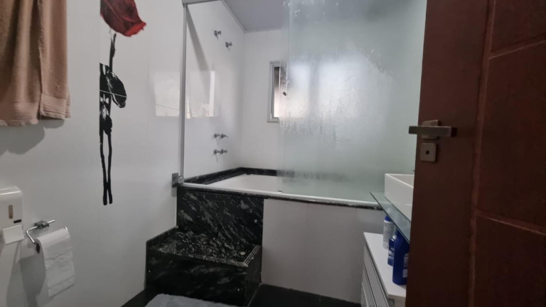 Imagem Apartamento com 2 Quartos à Venda, 70 m² em Bacaxá (saquarema) - Saquarema