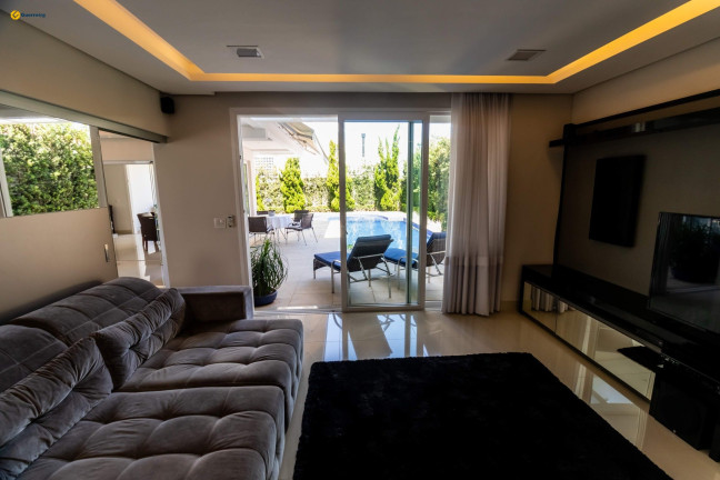 Imagem Casa com 4 Quartos à Venda, 612 m² em Jurerê Internacional - Florianópolis Imagem Casa com 4 Quartos à Venda, 612 m² em Jurerê Internacional - Florianópolis