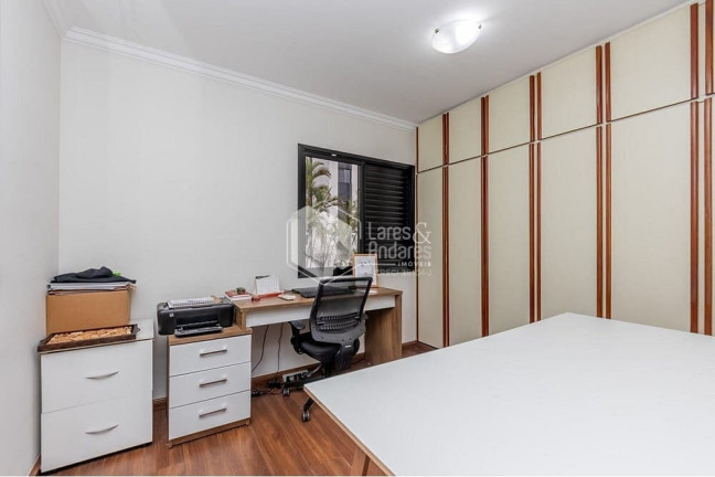 Imagem Apartamento com 3 Quartos à Venda, 101 m² em Moema - São Paulo Imagem Apartamento com 3 Quartos à Venda, 101 m² em Moema - São Paulo