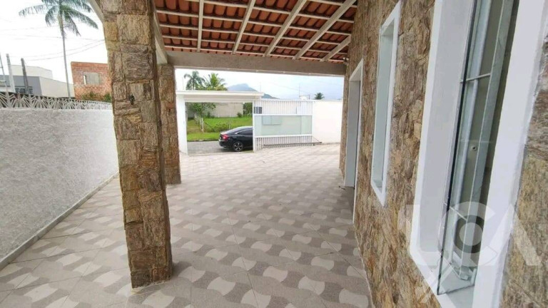 Imagem Casa com 3 Quartos à Venda, 180 m² em Pontal De Santa Marina - Caraguatatuba Imagem Casa com 3 Quartos à Venda, 180 m² em Pontal De Santa Marina - Caraguatatuba