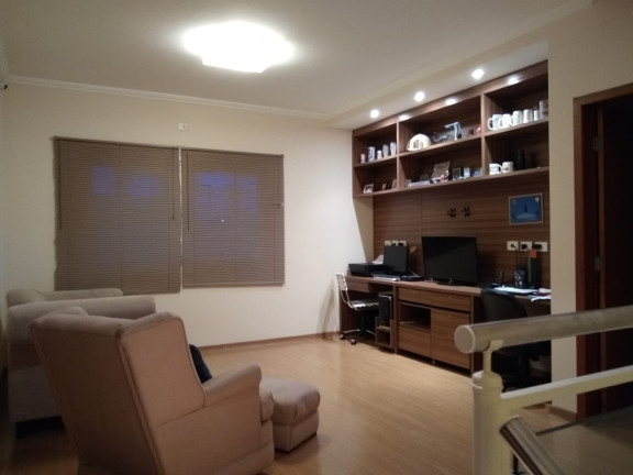 Imagem Sobrado com 3 Quartos à Venda, 220 m² em Jardim Maria Augusta - Taubaté Imagem Sobrado com 3 Quartos à Venda, 220 m² em Jardim Maria Augusta - Taubaté