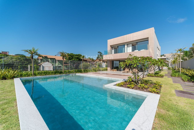 Imagem Casa com 5 Quartos à Venda, 458 m² em Praia Do Estaleiro - Balneário Camboriú