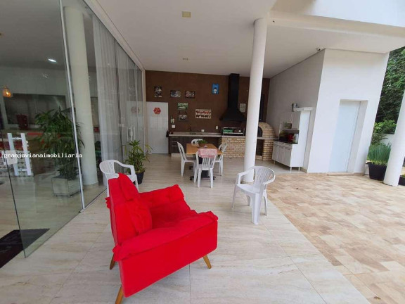 Imagem Casa à Venda, em Reserva Vale Verde - Cotia Imagem Casa à Venda, em Reserva Vale Verde - Cotia
