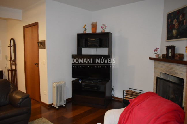Imagem Imóvel com 3 Quartos à Venda, 104 m² em Região De Capivari - Campos Do Jordão