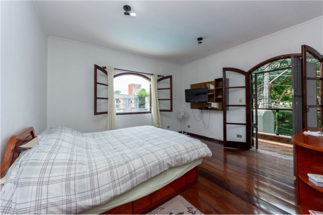 Imagem Casa com 5 Quartos à Venda,  em Cidade Patriarca - São Paulo
