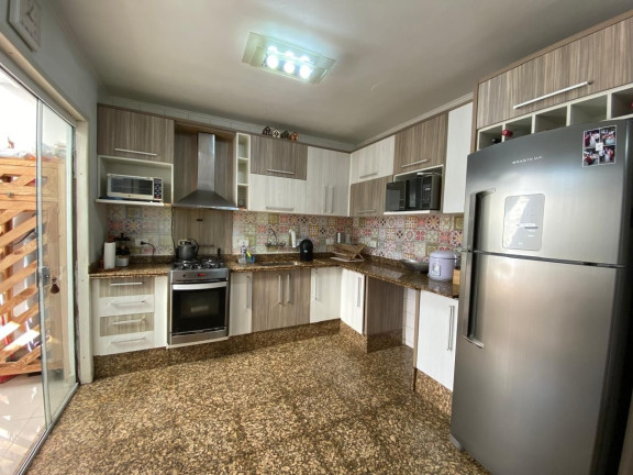 Imagem Casa com 3 Quartos à Venda, 278 m² em Boqueirão - Curitiba