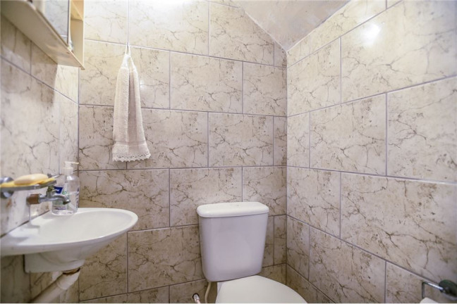 Imagem Casa com 2 Quartos à Venda, 149 m² em Passo Da Areia - Porto Alegre Imagem Casa com 2 Quartos à Venda, 149 m² em Passo Da Areia - Porto Alegre