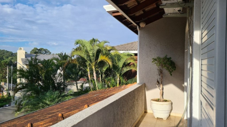 Imagem Casa com 3 Quartos à Venda, 250 m² em Chácara Das Paineiras - Carapicuíba Imagem Casa com 3 Quartos à Venda, 250 m² em Chácara Das Paineiras - Carapicuíba