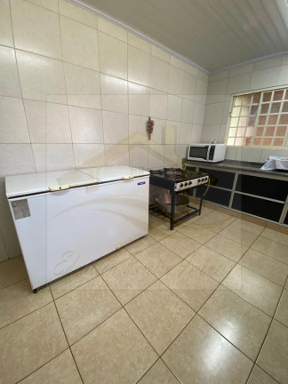 Imagem Imóvel com 2 Quartos à Venda, 200 m² em Distrito Esperito Santo - Londrina