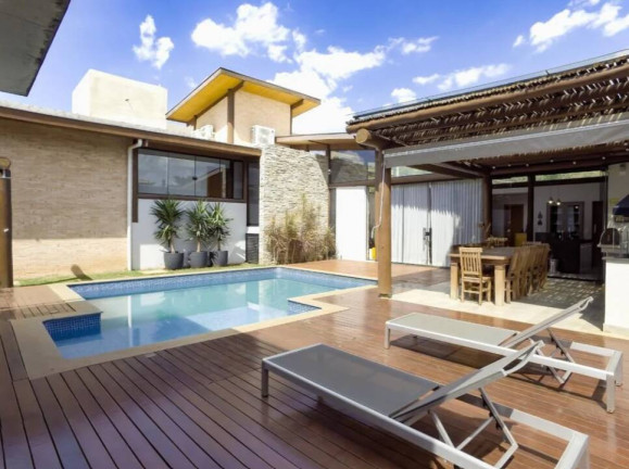 Casa com 4 Quartos à Venda, 287 m² em Kurumin - Itu