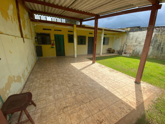 Imagem Casa com 1 Quarto à Venda, 250 m² em Mongaguá Imagem Casa com 1 Quarto à Venda, 250 m² em Mongaguá