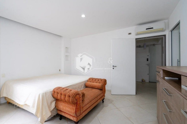Imagem Casa com 7 Quartos à Venda, 800 m² em Jardim Leonor - São Paulo Imagem Casa com 7 Quartos à Venda, 800 m² em Jardim Leonor - São Paulo