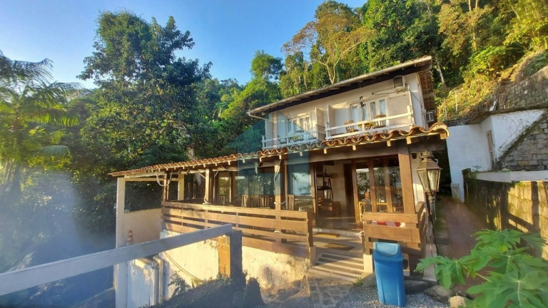 Imagem Casa com 4 Quartos à Venda, 1.500 m² em Vila Velha - Angra Dos Reis