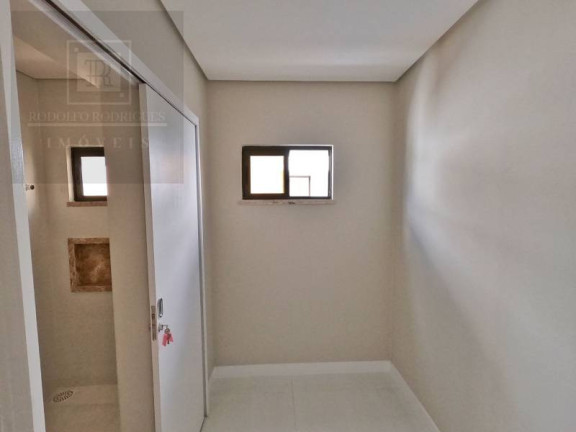 Imagem Casa de Condomínio com 4 Quartos à Venda, 180 m² em Lagoa Redonda - Fortaleza Imagem Casa de Condomínio com 4 Quartos à Venda, 180 m² em Lagoa Redonda - Fortaleza