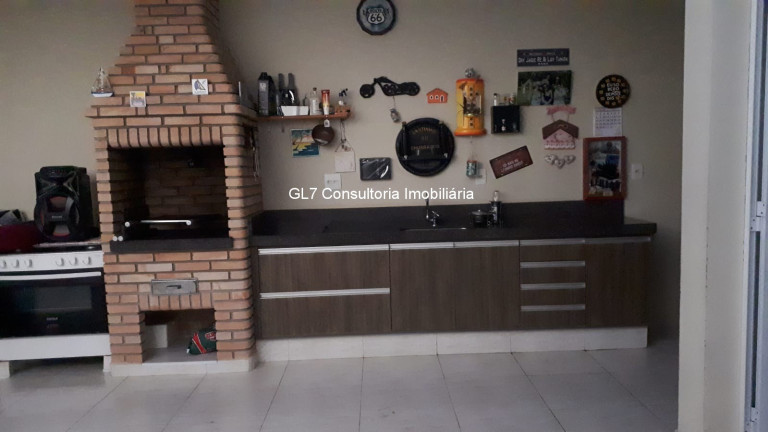 Imagem Sobrado com 3 Quartos à Venda,  em Vila Vitória Ii - Indaiatuba