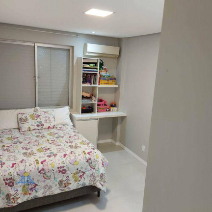 Imagem Apartamento com 2 Quartos à Venda, 67 m² em Centro - Florianópolis Imagem Apartamento com 2 Quartos à Venda, 67 m² em Centro - Florianópolis