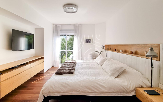 Imagem Apartamento com 2 Quartos à Venda, 195 m² em Itaim Bibi - São Paulo