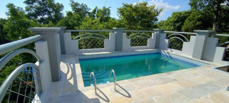 Imagem Casa com 4 Quartos à Venda, 373 m² em João Paulo - Florianópolis