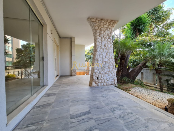 Imagem Imóvel com 6 Quartos à Venda,  em Vila Paris - Belo Horizonte