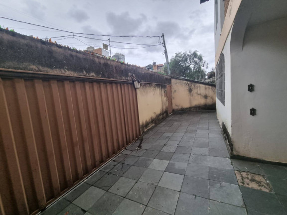 Imagem Casa com 3 Quartos para Alugar, 360 m² em Jardim América - Belo Horizonte Imagem Casa com 3 Quartos para Alugar, 360 m² em Jardim América - Belo Horizonte