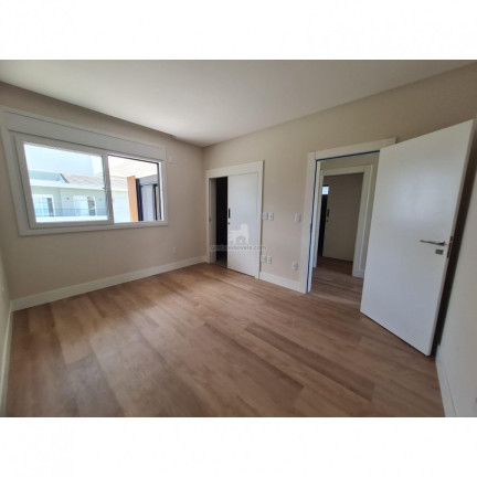 Imagem Casa com 4 Quartos à Venda, 286 m² em Santa Regina - Camboriú Imagem Casa com 4 Quartos à Venda, 286 m² em Santa Regina - Camboriú
