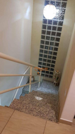 Imagem Sobrado com 4 Quartos à Venda, 218 m² em Nova Cerejeiras - Atibaia