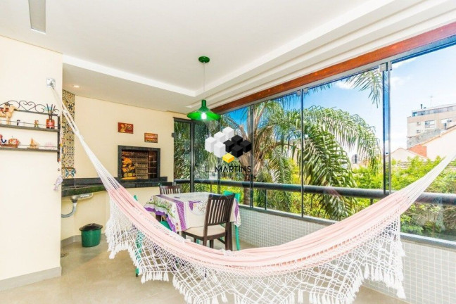 Imagem Apartamento com 3 Quartos à Venda, 132 m² em Auxiliadora - Porto Alegre Imagem Apartamento com 3 Quartos à Venda, 132 m² em Auxiliadora - Porto Alegre