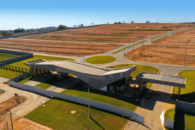 Terreno à Venda, 360 m² em Residencial Ipanema - Anápolis
