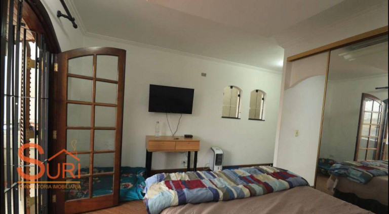 Imagem Sobrado com 4 Quartos à Venda, 300 m² em Utinga - Santo André