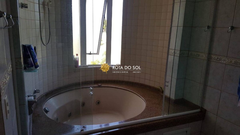 Imagem Casa de Condomínio com 4 Quartos à Venda, 323 m² em Centro - Bombinhas