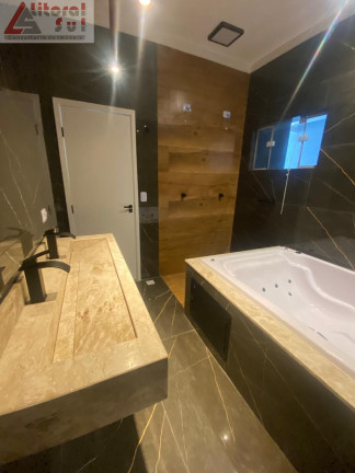 Imagem Casa com 2 Quartos à Venda, 70 m² em Nova Mirim - Praia Grande Imagem Casa com 2 Quartos à Venda, 70 m² em Nova Mirim - Praia Grande