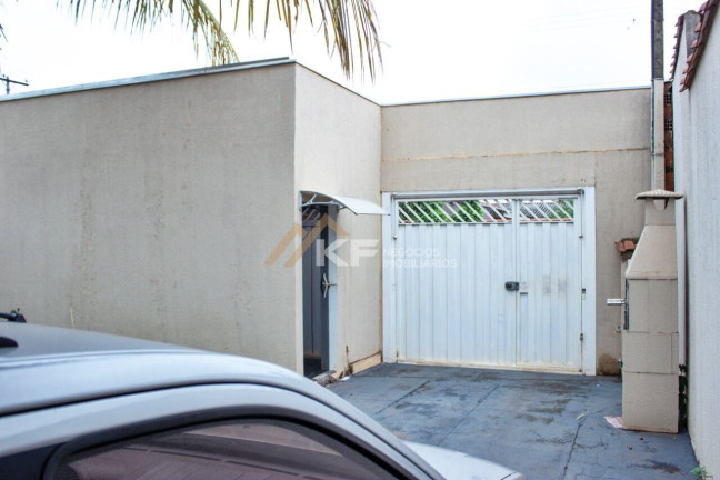 Imagem Casa com 2 Quartos à Venda, 78 m² em Centro - Jardinópolis