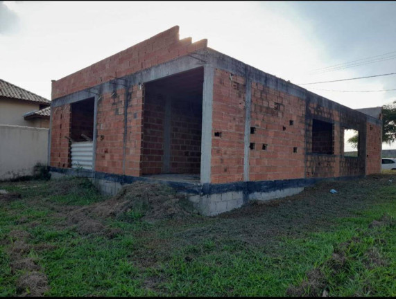 Imagem Casa com 3 Quartos à Venda, 360 m² em Lagoinha - Araruama