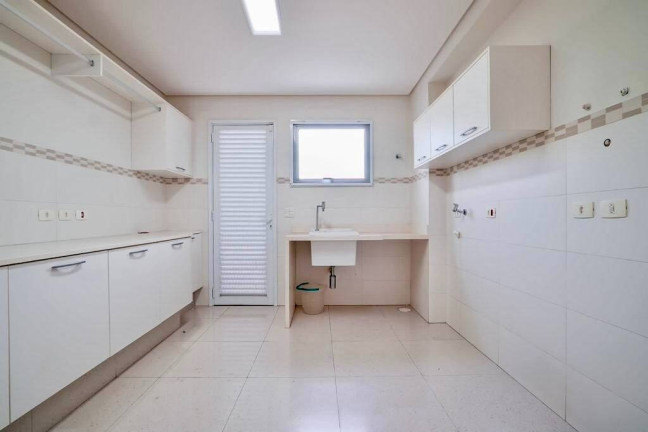 Imagem Casa com 4 Quartos à Venda, em Alphaville - Santana De Parnaíba Imagem Casa com 4 Quartos à Venda, em Alphaville - Santana De Parnaíba