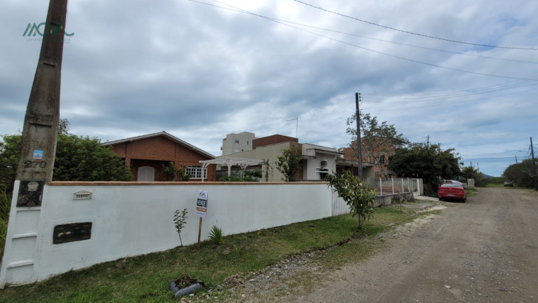Imagem Casa com 3 Quartos à Venda, 118 m² em Brandalize - Itapoá