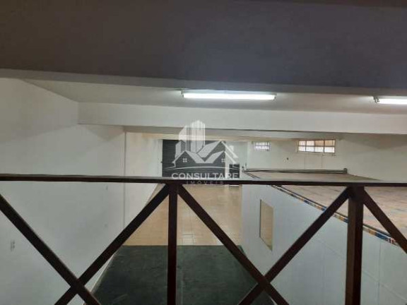 Imóvel Comercial para Alugar, 250 m² em Vila Mathias - Santos
