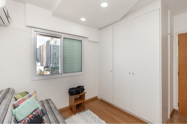 Imagem Cobertura com 3 Quartos à Venda, 190 m² em Jardim Das Acácias - São Paulo