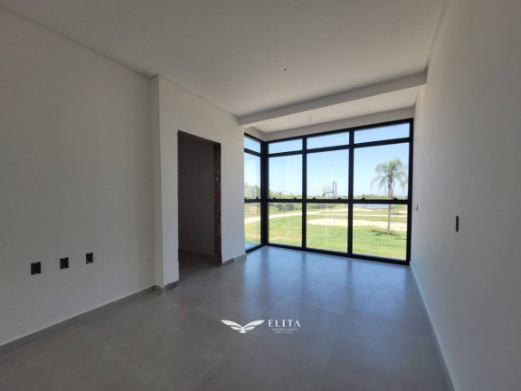 Imagem Sobrado com 3 Quartos à Venda, 113 m² em Quinta Dos Açorianos - Barra Velha