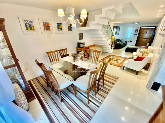 Imagem Casa com 4 Quartos à Venda, 206 m² em Centro - Eusébio Imagem Casa com 4 Quartos à Venda, 206 m² em Centro - Eusébio