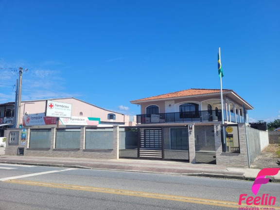 Imagem Casa com 3 Quartos à Venda, 350 m² em Ribeirão Da Ilha - Florianópolis Imagem Casa com 3 Quartos à Venda, 350 m² em Ribeirão Da Ilha - Florianópolis