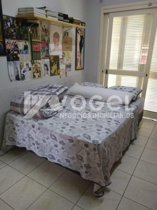 Imagem Casa com 3 Quartos à Venda, 232 m² em Jardim América - Sao Leopoldo Imagem Casa com 3 Quartos à Venda, 232 m² em Jardim América - Sao Leopoldo